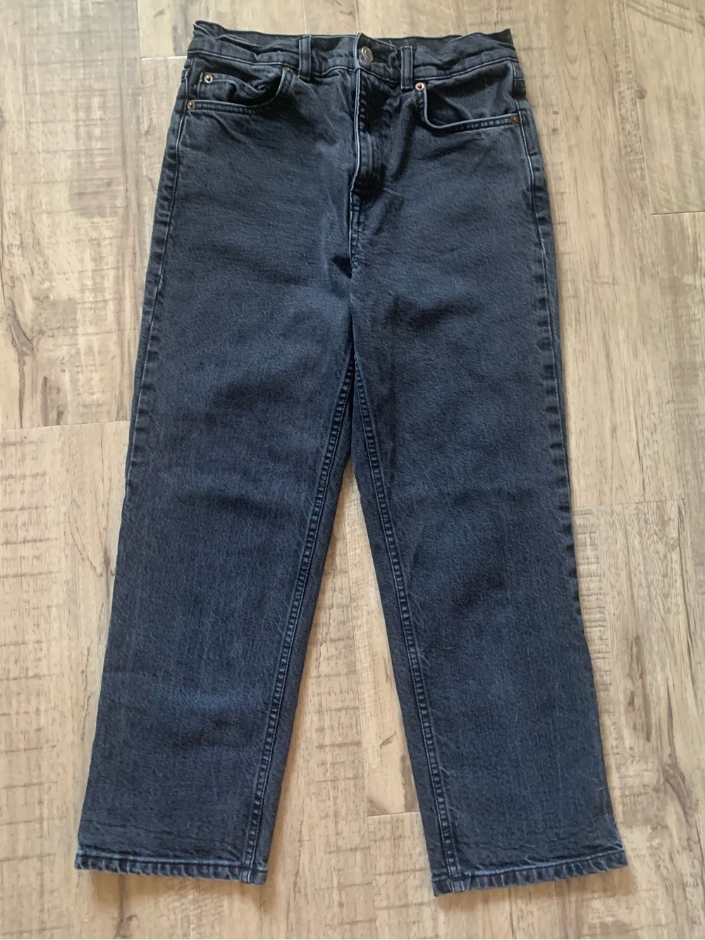 *2 for $20* ASOS Design Cropped Black Jeans - Women’s - Size 26
